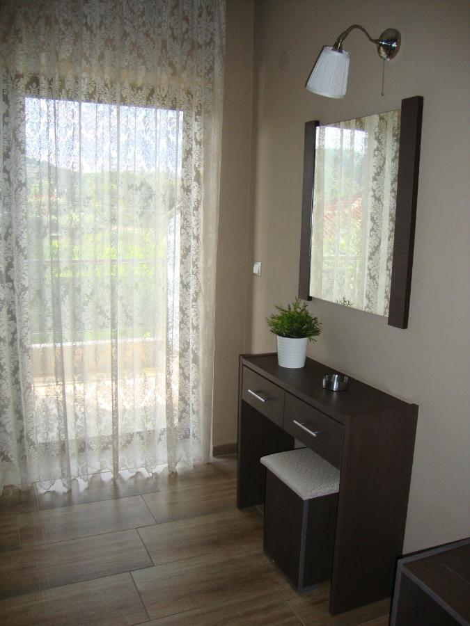 House Akis New Sarti Apartment Luaran gambar