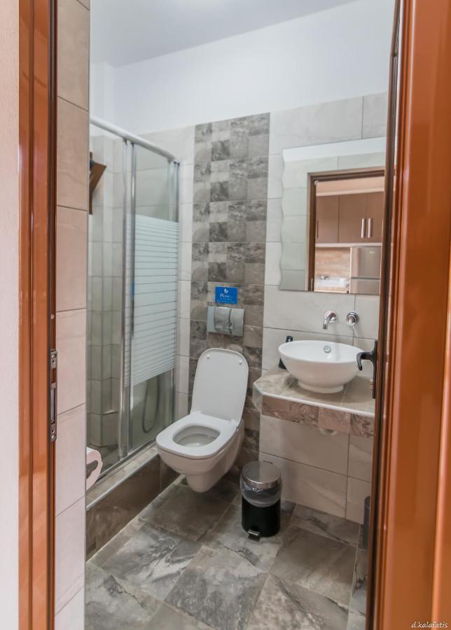 House Akis New Sarti Apartment Luaran gambar